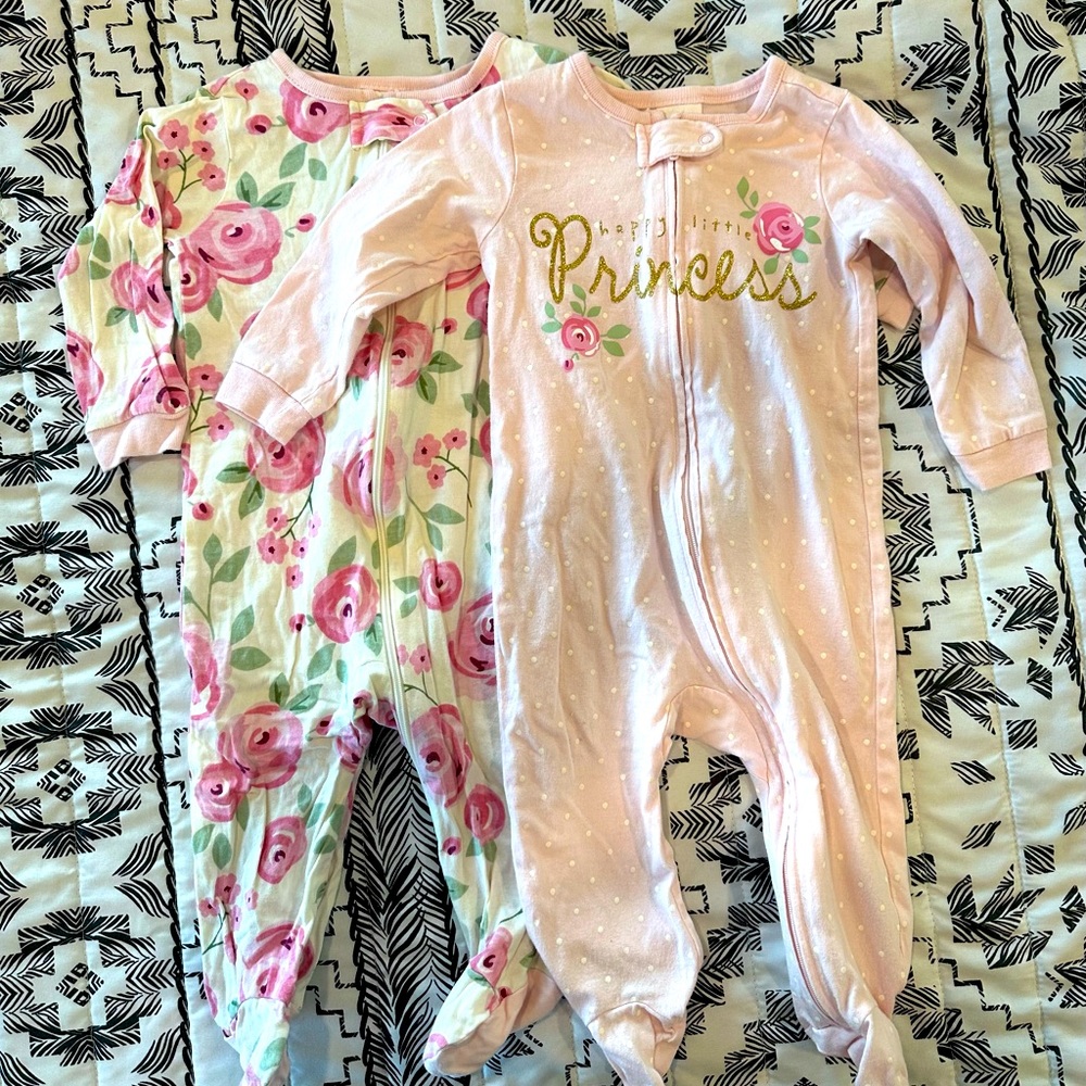 2 infant pajamas